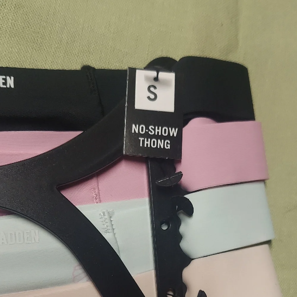 Steve Madden Womens Pink and Black Patterned Bottoms. Set Of 5. - Picture 2 of 4